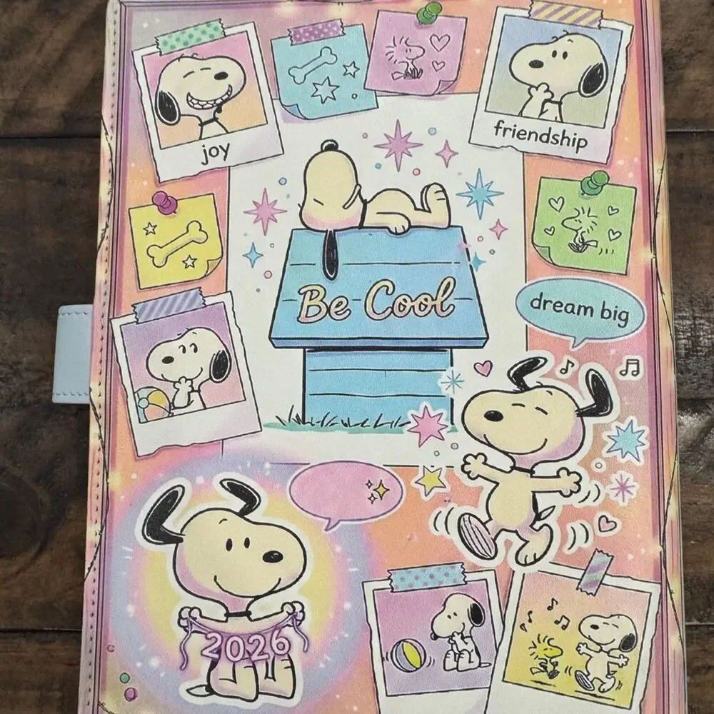 Peanuts Snoopy A5 Binder w/ matching stationery paper.